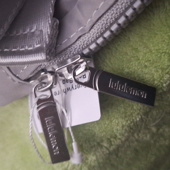 Lululemon beltbag - Picture 4 of 6